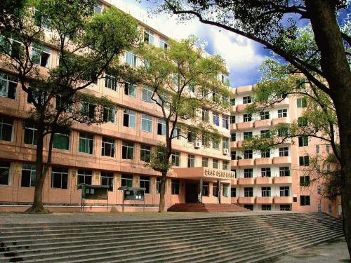 贵阳幼儿师范学校