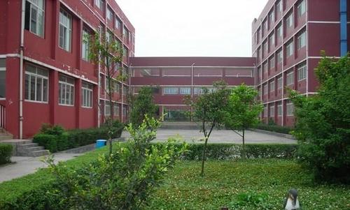 峨边彝族自治县民族职业高级中学有哪些专业 峨边彝族自治县民族职业高级中学有哪些专业