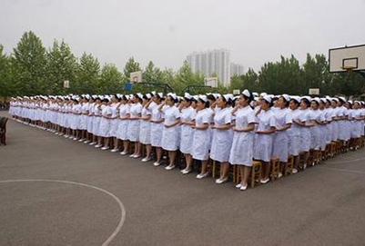 甘肃2022年女生学护理有前途吗