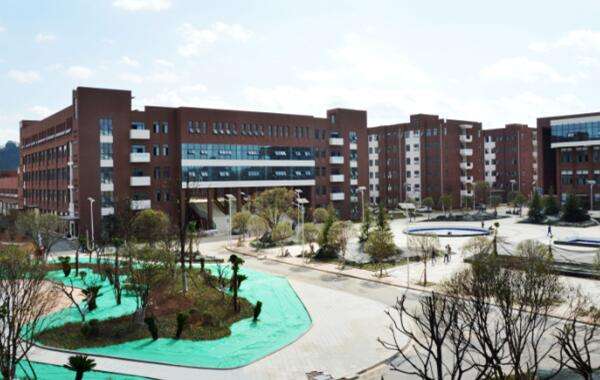 贵阳铁路高级技工学校简介