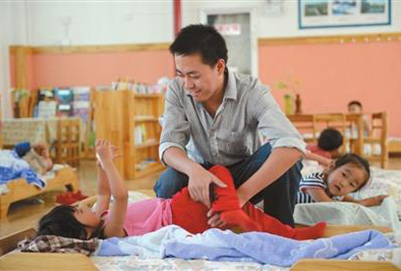 男生到贵阳幼师学校读幼师专业好吗