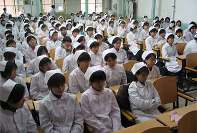 成都护士学校高级护理专业简介