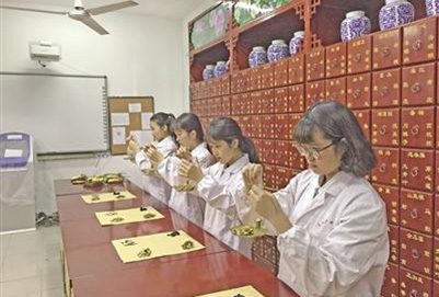 贵阳卫校分享：针灸推拿内容
