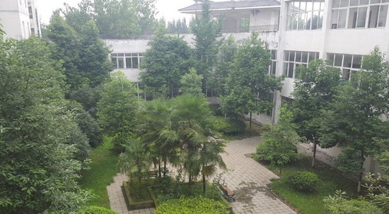 成都信息职业技术学校