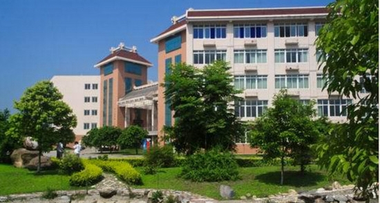 成都中医药大学附属医院针灸学校