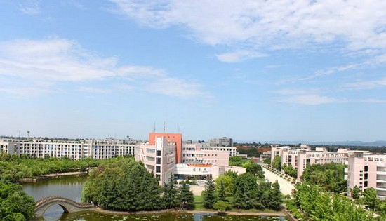 成都大学中职部(四川成都卫生学校)