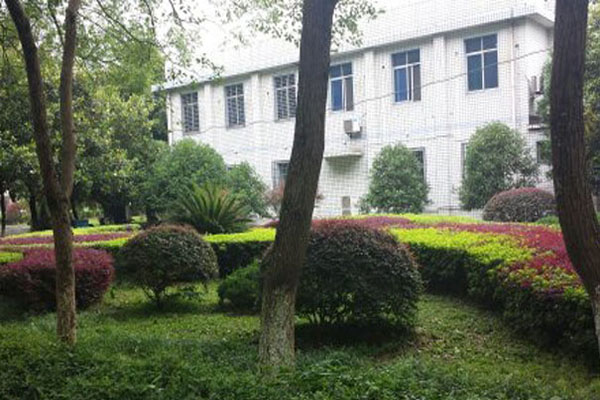 南昌铁路保安中等专业学校