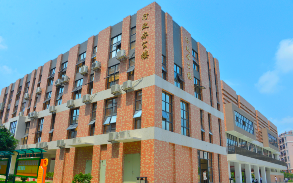 广东省经济贸易职业技术学校环境、学校图片
