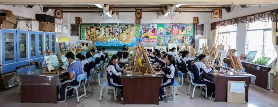 深圳市龙岗区第二职业技术学校