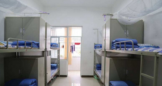 重庆市医药经贸学校宿舍