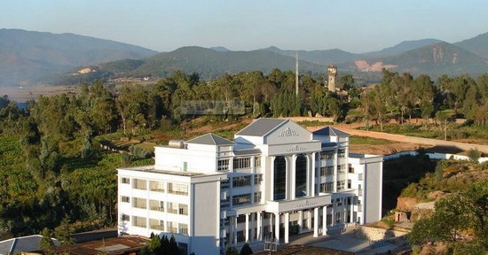 楚雄医药高等专科学校