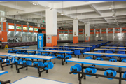 学校食堂