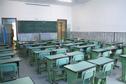 成都市育华职业学校校园教室