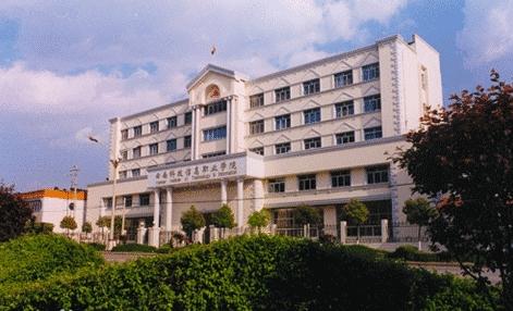 云南科技信息职业学院校园介绍