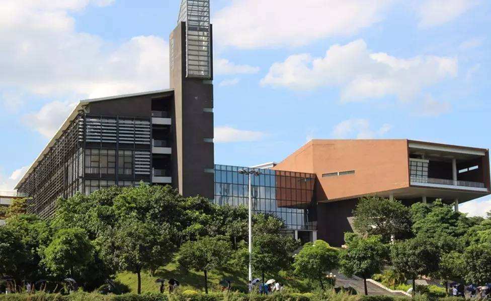 云南科技信息职业学院校园环境