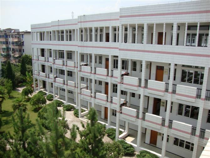 绵阳市游仙区职业高级中学地址在哪里