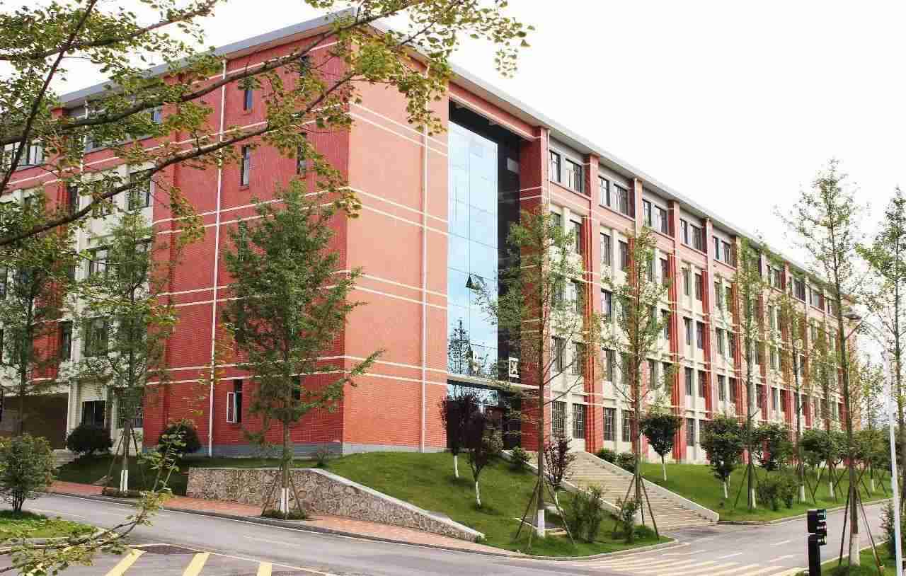 贵州建设职业技术学院中职部2021年报名条件有哪些
