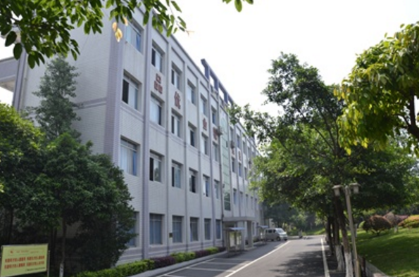 重庆光华女子职业中等专业学校环境