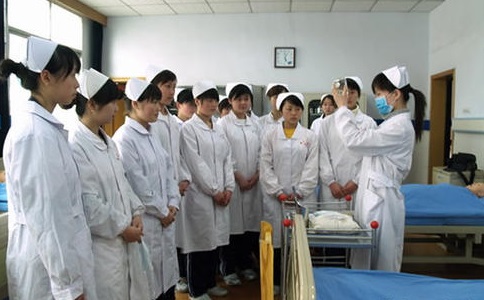 重庆卫生学校地址在哪儿